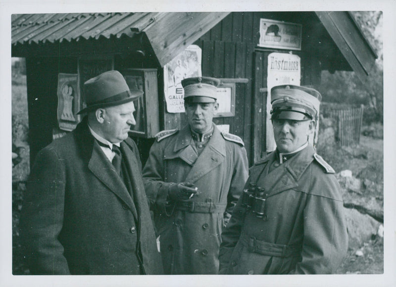 Swedish military maneuver GÃ¤strike manueuver 1936 - Vintage Photograph