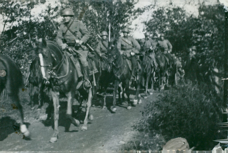Field maneuvers 1926-1928 - Vintage Photograph