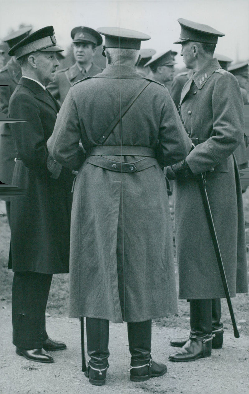 Swedish Military and Army 1941-1943 - Vintage Photograph