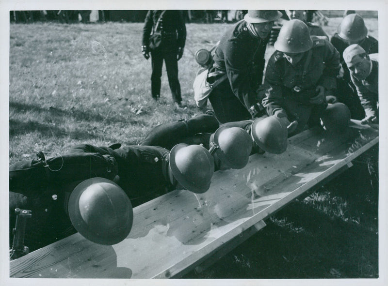 Swedish military maneuver GÃ¤strike manueuver 1936 - Vintage Photograph