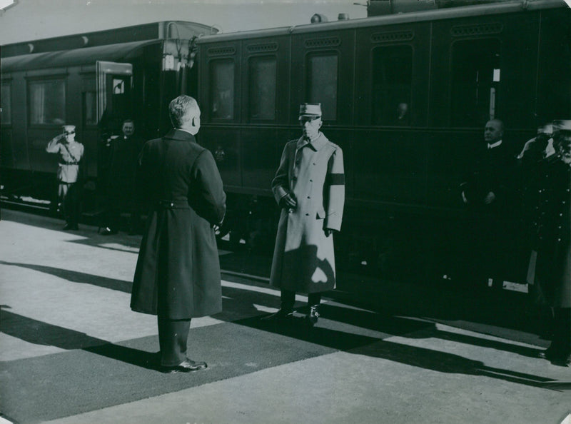 FÃ¤ltman Over, soldiers on the train. - Vintage Photograph