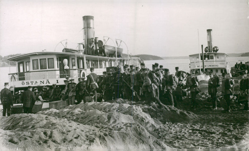 The boats ÃstanÃ¥ 1 and William Lindberg at Ropsten. - Vintage Photograph