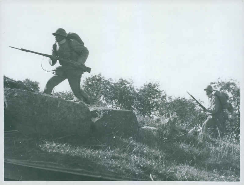 Swedish military maneuver GÃ¤strike manueuver 1936 - Vintage Photograph