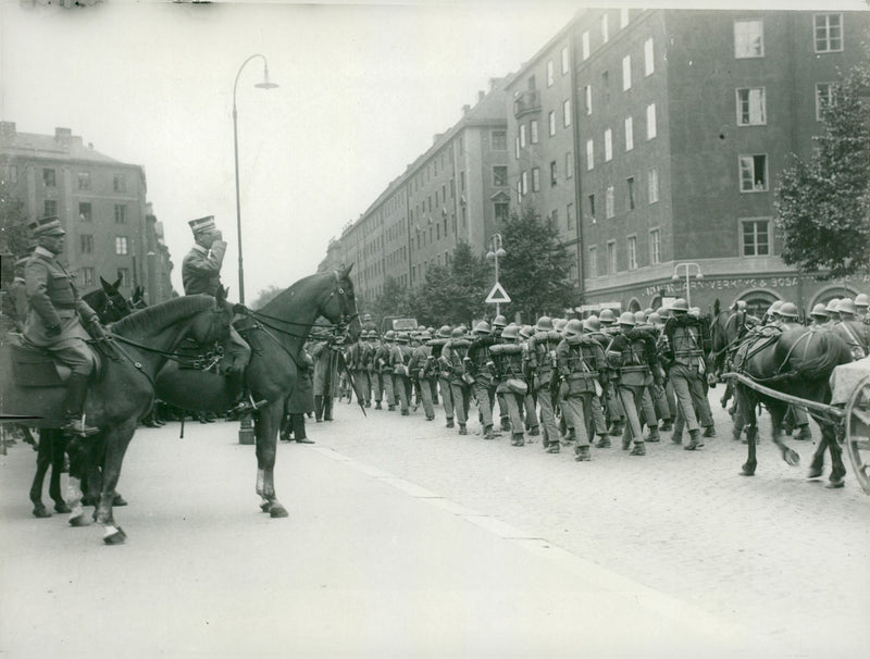 Field maneuver - Vintage Photograph