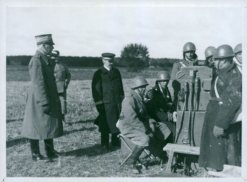 Swedish military maneuver GÃ¤strike manueuver 1936 - Vintage Photograph