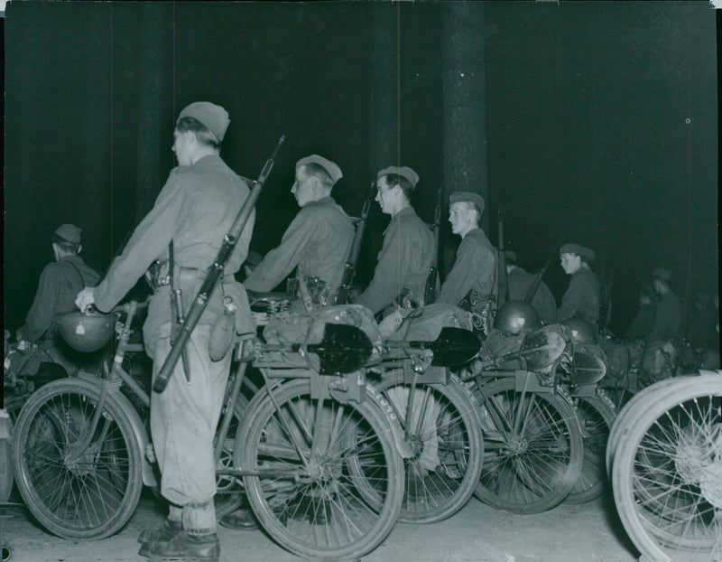 Swedish Military Emergency Service Field manueuver July-Dec 1944 - Vintage Photograph