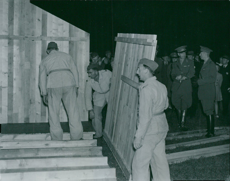 Swedish Military and Army 1941-1943 - Vintage Photograph