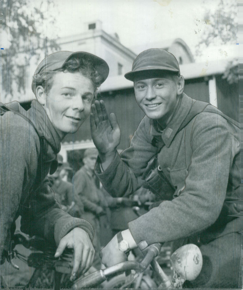 Field maneuver 1957 - Vintage Photograph