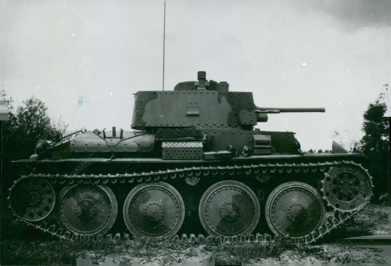 Army tanks 1951 and earlier - Vintage Photograph