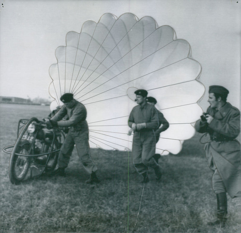 Swedish Military parachute troops - Vintage Photograph