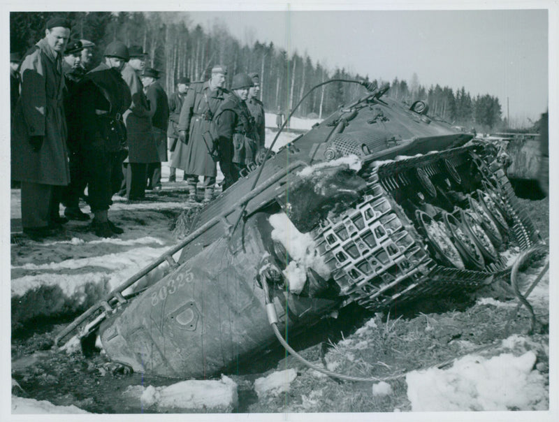 The Swedish Military army Hunting section - Vintage Photograph