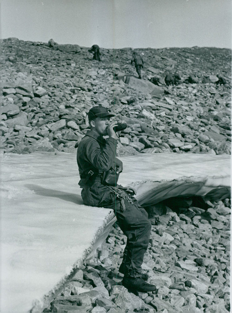 The Swedish Military army Hunting section - Vintage Photograph
