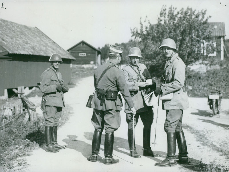Field maneuvers 1926-1928 - Vintage Photograph