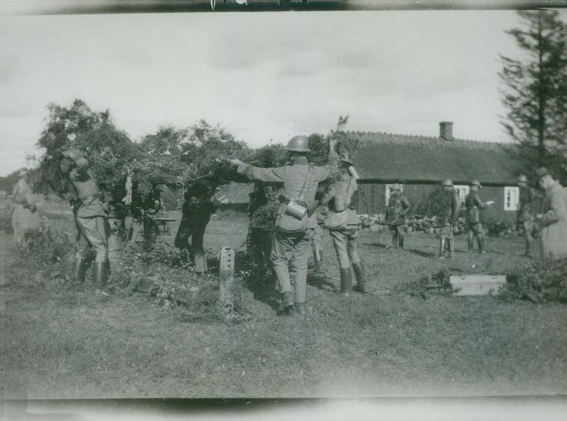 Field maneuvers 1926-1928 - Vintage Photograph