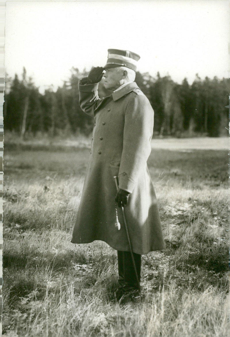 General Liljihok greet Landsturm men. - Vintage Photograph