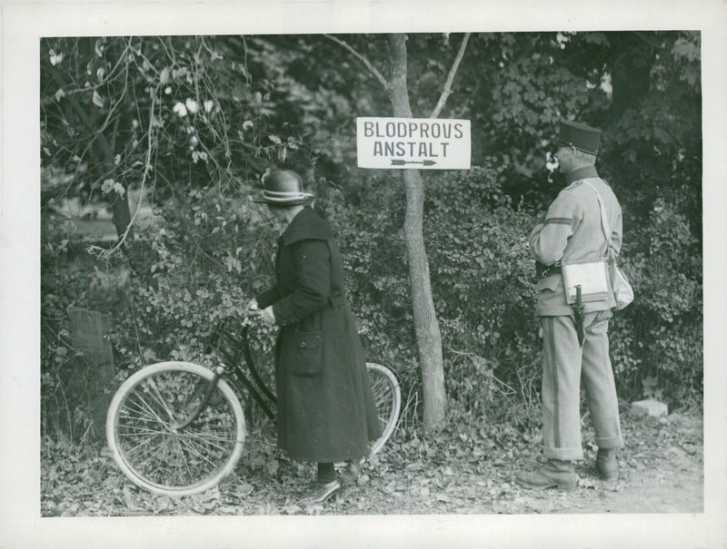 Sign the blood establishment during field operation. - Vintage Photograph