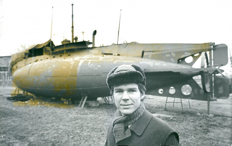 The Navy and the defense's first submarine HMS Hajen scrapped on land - Vintage Photograph