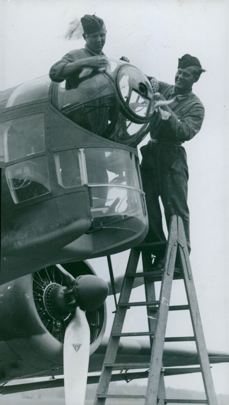 Junkers JU86 bombplan cab is prepared and polished - 1 July 1937 - Vintage Photograph