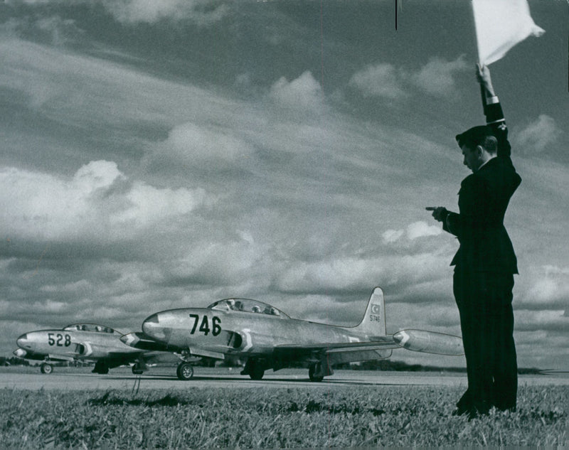 Military Flight pentathlon - Vintage Photograph