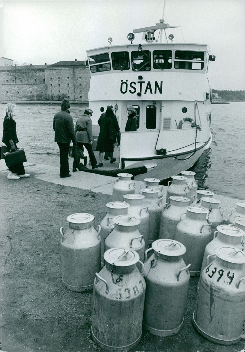 Passengers board Ãstan in Vaxholm. - Vintage Photograph