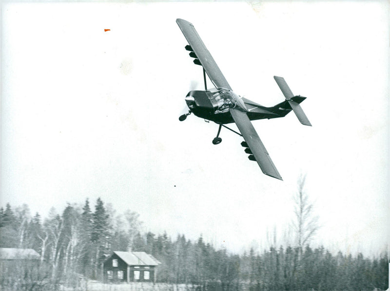 Saab MFI-17. - Vintage Photograph