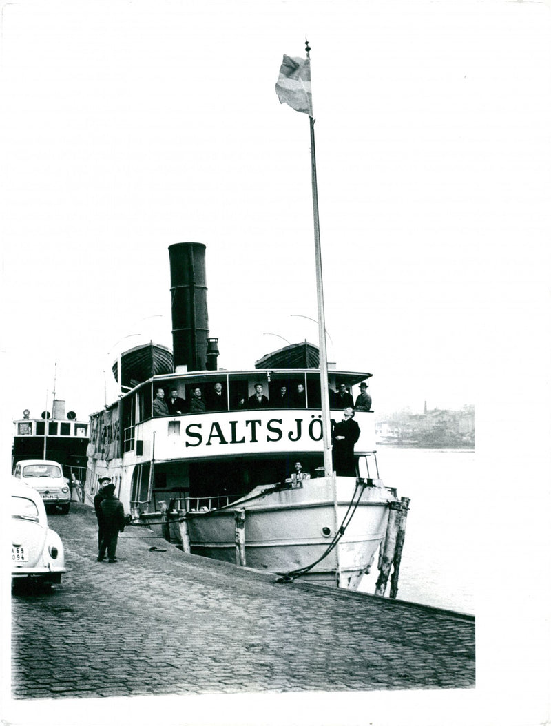 The archipelago boat SaltsjÃ¶n - Vintage Photograph