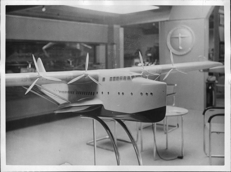 An airplane model at the ILIS exhibition. - 16 May 1936 - Vintage Photograph
