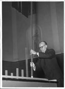 Red cross in the Concert Hall radio collection fundraising event - Vintage Photograph