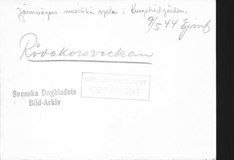 The railway year's music year plays at KungstrÃ¤dgÃ¥rden. - 9 May 1944 - Vintage Photograph