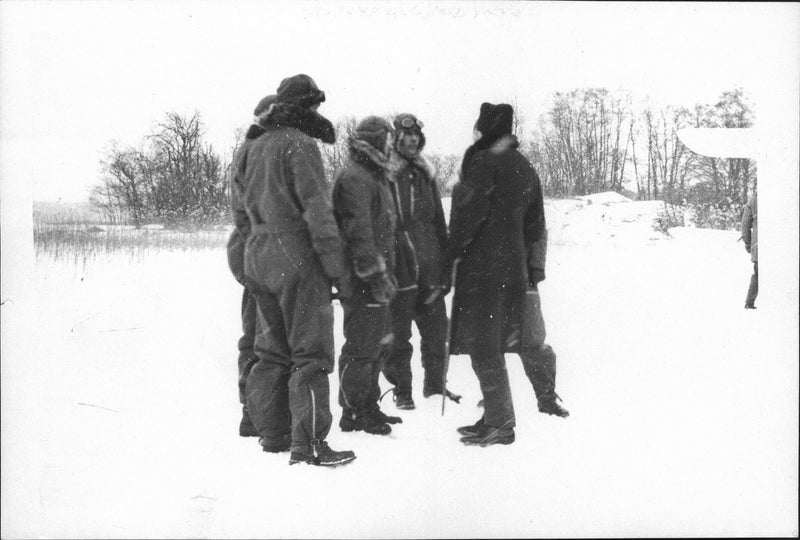 General B Munck discusses future pupils at the FTO - Vintage Photograph