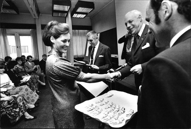 Sonja De Costa, Lars Loven, Dan Pieschewski and Gunnar Maeland. - Vintage Photograph