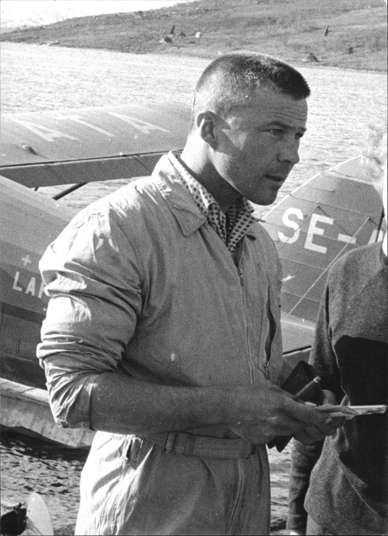 Dan Sutmer who found aircraft wreck at the scene of the accident - Vintage Photograph