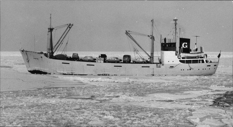 Gute, cargo ships belonging Gotlandsbolaget to the rescue when the MS Christopher Polhem was stuck in the pack ice - Vintage Photograph