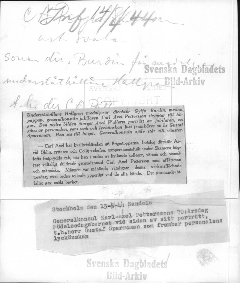 Underwriter Hallgren medals dir. Gylfe Burdin. - 14 April 1944 - Vintage Photograph