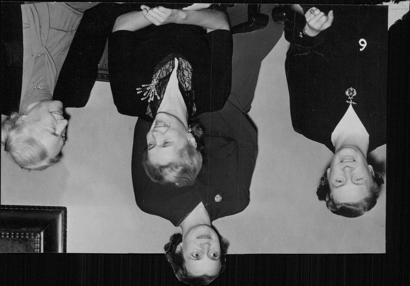 Women's Meeting at the Concert Hall - 4 November 1942 - Vintage Photograph