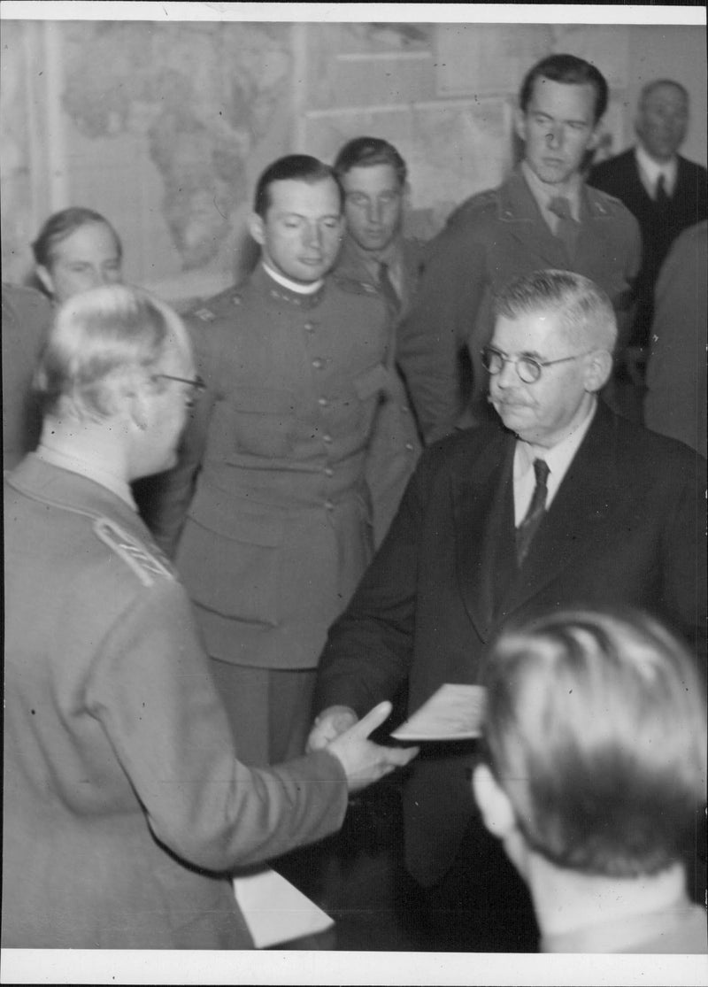 Sergeant GE Eriksson thanked after 38 years of loyal service as war university's first expedition caretaker. - 1 May 1943 - Vintage Photograph