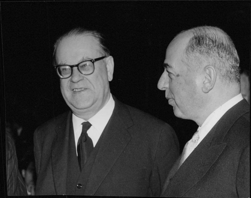 Prime Minister Erlander and Chairman William Josephson at Wholesale Association's annual meeting in the Concert Hall. - Vintage Photograph