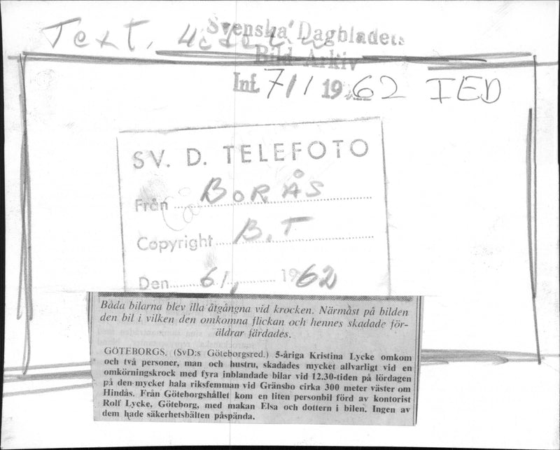 Both cars were battered in a crash on the very slippery nationwide fifth grade at Gränsbo. - Vintage Photograph