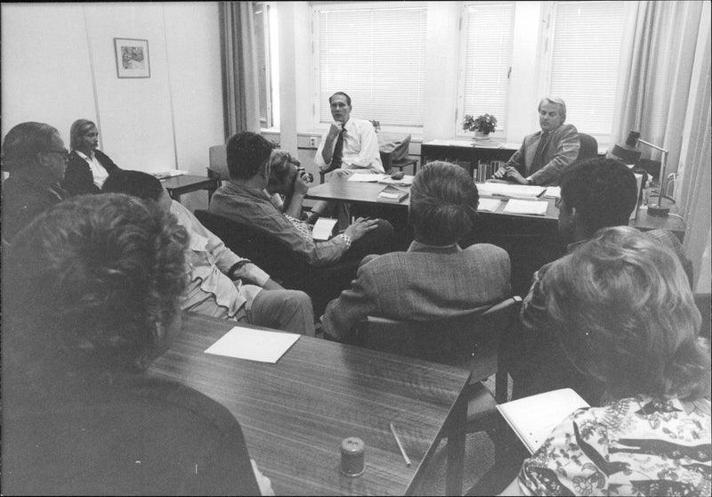 Press conference in Hand murder - Vintage Photograph