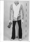 Menswear found Solvein Hastings car, the best track in the murder case. - Vintage Photograph