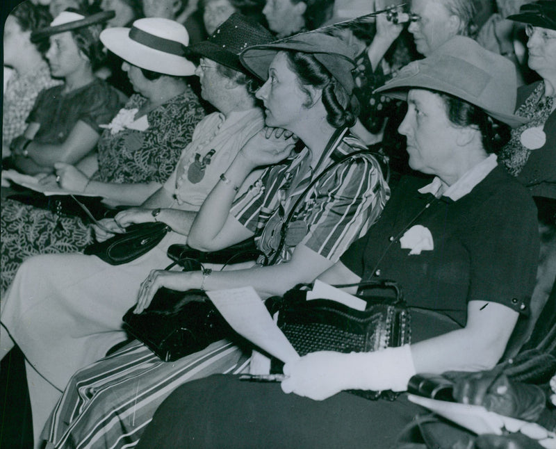 Students at the University Women's Congress at the Concert Hall. - 10 August 1939 - Vintage Photograph