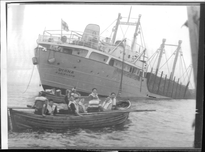 Collision Accident with two ships made the crew had to jump in the lifeboat - Vintage Photograph