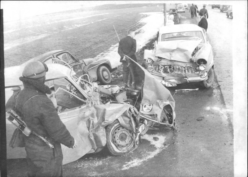 Two cars frontalkrockade on Highway 9 and three people were seriously injured. - Vintage Photograph
