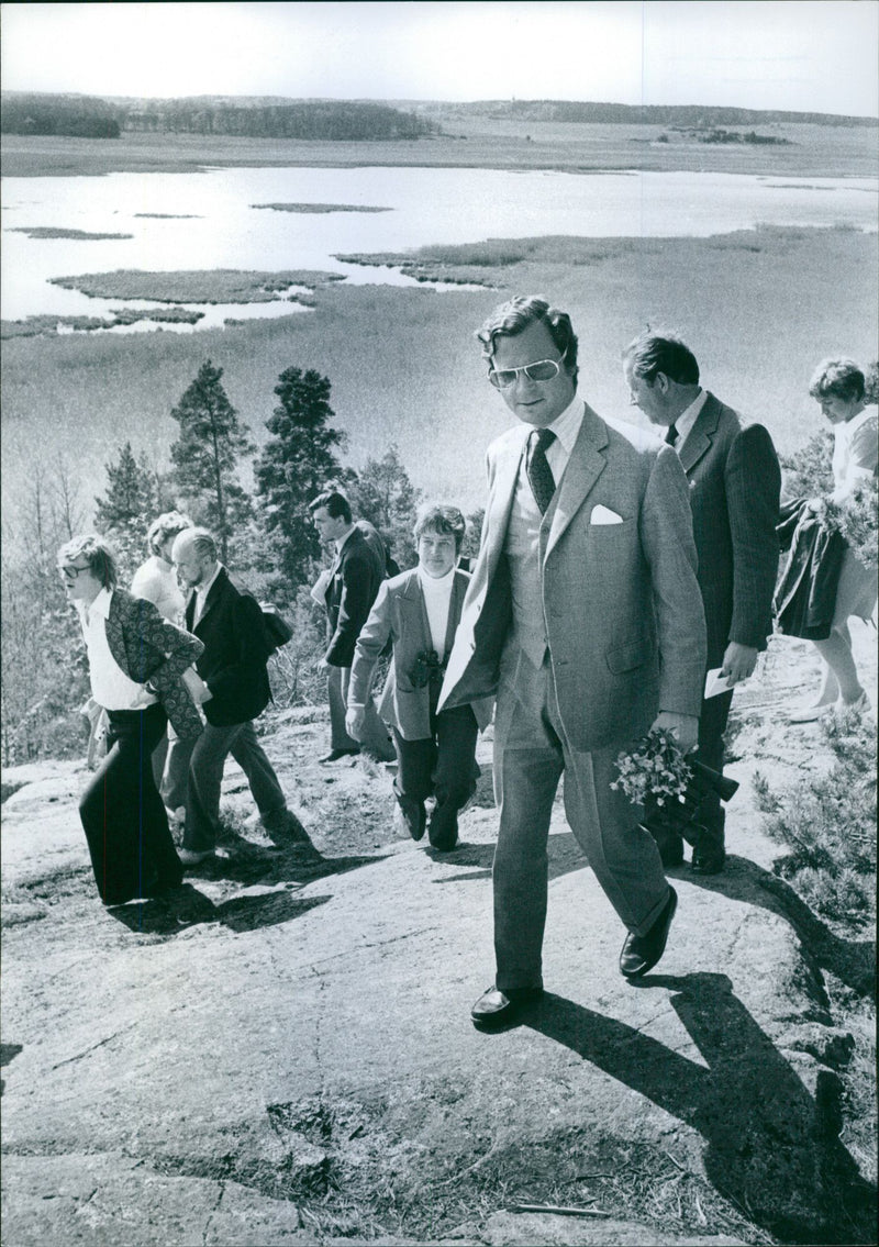 King Carl XVI Gustaf visits the nature reserve at HjÃ¤lstaviken during his Eriksgata in 1974 - Vintage Photograph