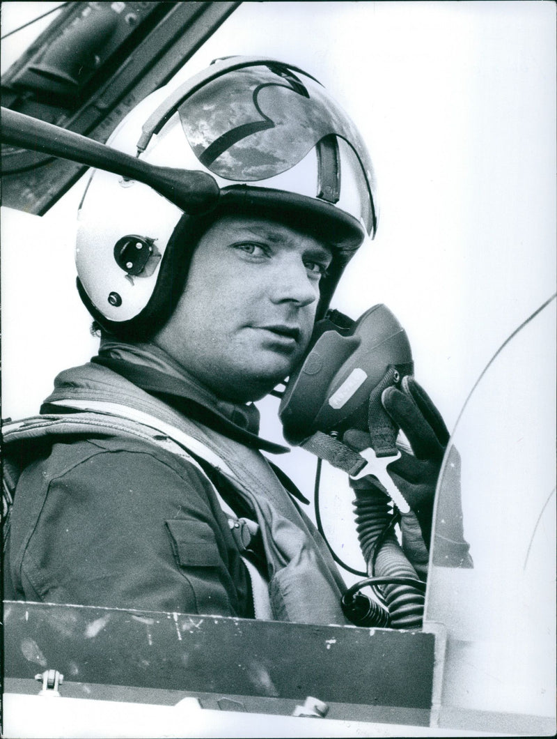 Carl Gustaf fly viggen during his military service - Vintage Photograph