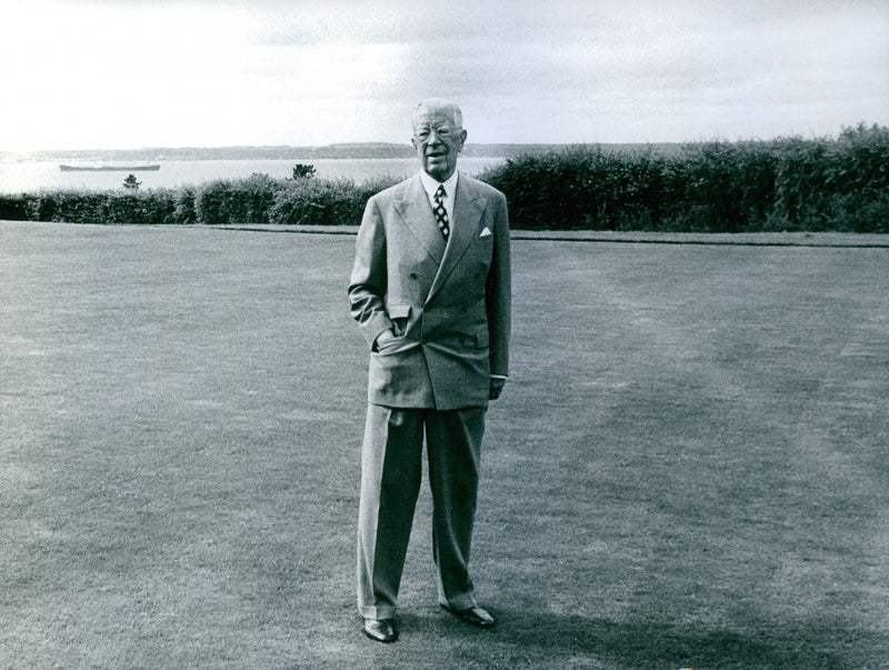 King Gustav VI Adolf photographed in beautiful nature. - Vintage Photograph