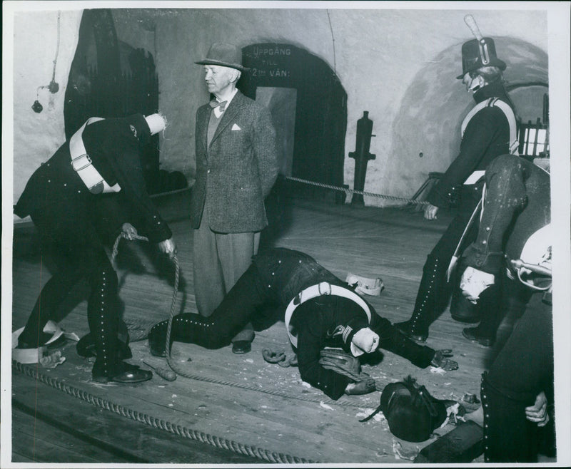 Museimanuensen rider Gösta Bolander, the vandalized cannon servant at Skansen Kronan - Vintage Photograph