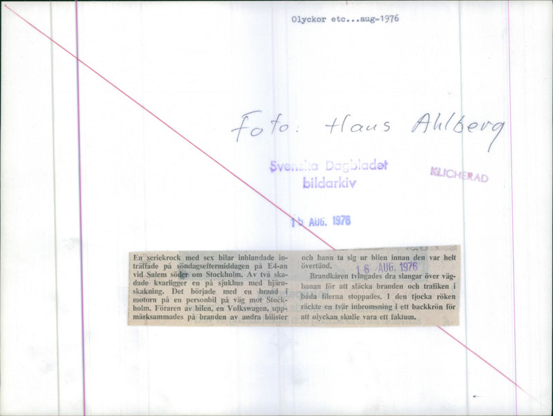 Seriekrock with 6 cars involved in the E4 at Salem - Vintage Photograph