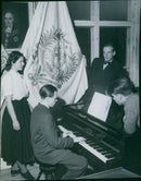Dala Gymnastics Association 80 years. Here, students at Falu doctrine play music. - 10 December 1948 - Vintage Photograph