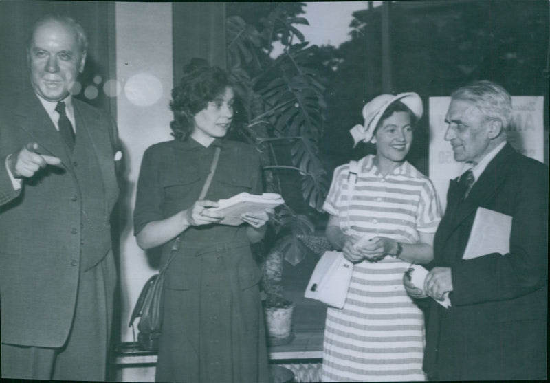 Writers' Congress in Malmo. Anders Sterling, Elsa Grave, Dagmar Edqvist and Gunnar BjÃ¶rling - Vintage Photograph
